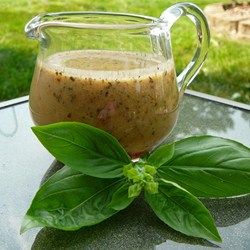 Absolutely Fabulous Greek/House Dressing | "This is my go to dressing. I've used it on pasta salads, veggie salads, and even with salmon." House Dressing Recipe, Greek Salad Dressing, House Dressing, Greek House, Marinade Sauce, Homemade Salads, Veggie Salad, Salad Dressing Recipes, Salad Bar