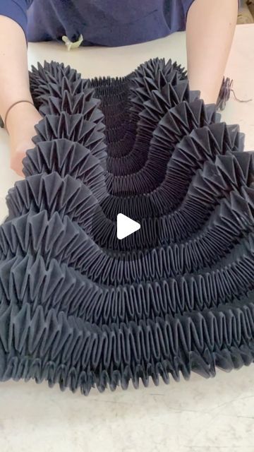 Ciment Pleating on Instagram: "Dragon fruit pleats #origami #handcrafted #fabricmanupilation" Origami Inspired Fashion, Origami Clothes Fashion, Origami Clothes, Origami Fashion, Clothing Design, Dragon Fruit, Origami, Style Inspiration, Fruit