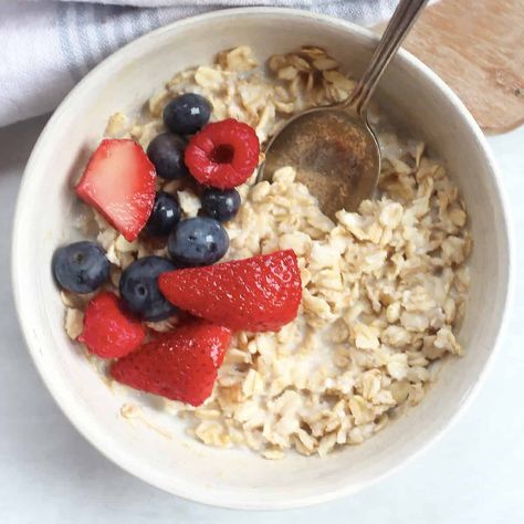 Air Fryer Oatmeal Oatmeal In Air Fryer, Air Fryer Oatmeal, Strawberry Blueberry Smoothie, Roasted Rhubarb, Gluten Free Milk, Booze Drink, Cooks Air Fryer, Apple Chips, Breakfast Toast