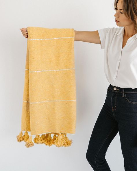 When you love color but not enough to paint your walls bright yellow.. go for a fun pop with our Capri throw 💛 Moroccan Throw Blanket, Pom Pom Blanket, Hand Woven Blanket, Lap Blanket, Woven Blanket, Beautiful Decor, Mustard Yellow, Cotton Weaving, Nook