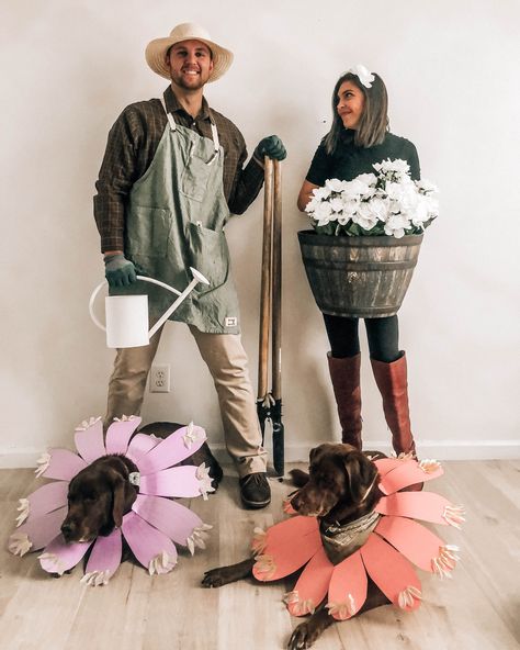 Gardener, Flower pot, flower DIY costumes for dog halloween costume idea Flower Pot Costume, Flower Costume Diy, Costume Fleur, Family Costumes Diy, Meme Costume, Halloween Costumes Diy Couples, Dog Halloween Costume, Diy Couples Costumes, Flower Costume