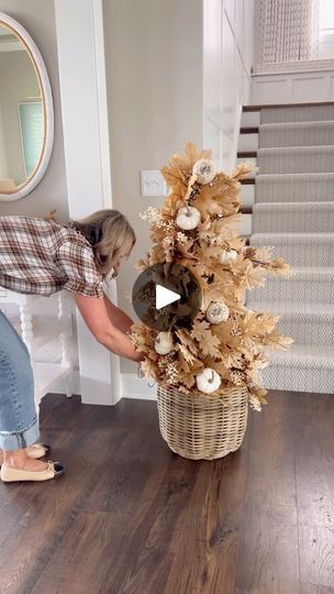 1.8M views · 157K reactions | Everything looks better with twinkle lights ✨ This DIY fall topiary was easy and luckily the garland strands seem to be on sale everywhere right now! The zip ties helped a lot to keep the garland in place. | Kati Nairn | Beyond Gray Burlap Door Decorations, Fall Topiaries, Fall Mantle, Fall Decor Diy Crafts, Thanksgiving Centerpieces, Fall Deco, Diy Crafts To Do, Fall Centerpiece, Fall Halloween Decor