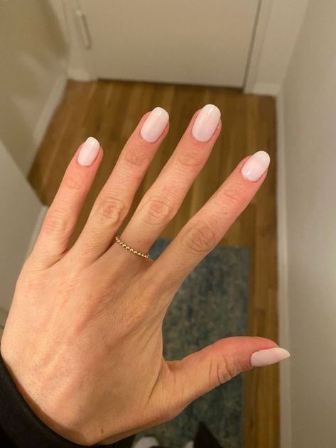 Manicure For Small Hands, Wedding Nails Rounded Square, Wedding Day Nails Squoval, Rounded Neutral Nails, Squared Oval Nails Short, Minimalist Nails Color, Low Maintenance Nail Ideas, Short Square Nails Rounded Edges, Short Dip Nails Oval