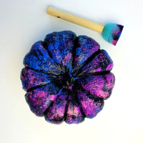 How to Make a Galaxy Painted Pumpkin Galaxy Pumpkin Painting, Galaxy Pumpkin, Diy Pumpkins Painting, Paint Pumpkins Kids, Pumpkin Inspo, Pumpkin Designs Painted, Painted Galaxy, Paint Pumpkins, Pumpkin Decorating Diy