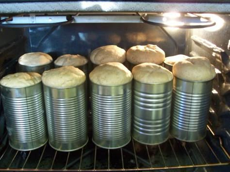 Bread dough in tomato juice cans!  Fun! Bosch Recipes, Bread In A Can, Bosch Mixer, Mixer Recipes, Biscuit Bread, Bread Bun, Bread Cake, Bread Machine, Bread Recipes Homemade