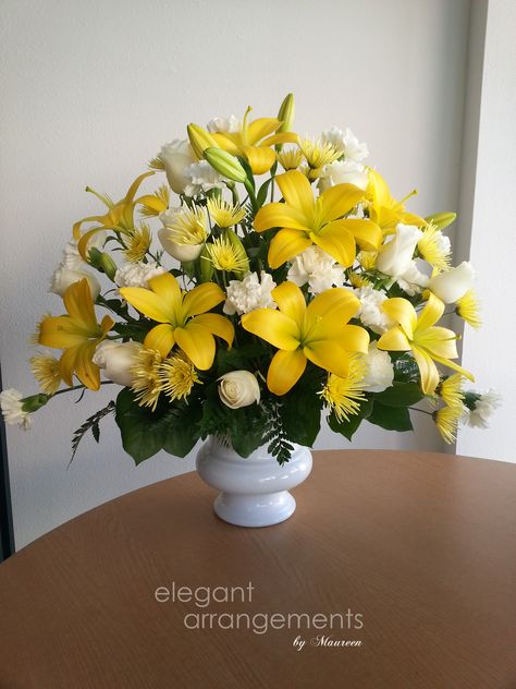 Yellow And White Arrangement, Yellow And White Flower Arrangements, Yellow Mums, Yellow Flower Arrangements, Yt Ideas, Lilies White, White Carnations, White Mums, Yellow Chrysanthemum