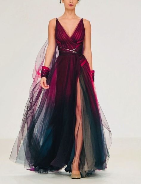 Great New Years dress!!! 💖 Random Outfits, Fantasy Dresses, Fantasy Gowns, Fantasy Dress, Gorgeous Gowns, Beautiful Gowns, Fancy Dresses, Ball Dresses, Dream Dress