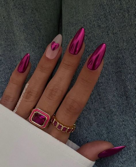 Magenta Nails, Pink Chrome Nails, Chrome Nail Art, Nagellack Trends, Chrome Nails Designs, Nail Designs Valentines, Metallic Nails, Valentine's Day Nails, Chrome Nails