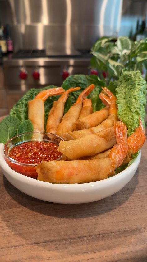 Crispy shrimp spring rolls✨ ▪️20 Large Shrimp, peeled (with tail on) and deveined▪️Salt & Pepper▪️10 Spring Roll Wraps (or sub egg roll… | Instagram Spring Roll Wraps, Maxine Sharf, Egg Roll Wraps, Shrimp Wraps, Prawn Dishes, Shrimp Spring Rolls, Pizza Appetizers, Shrimp Rolls, Crispy Shrimp