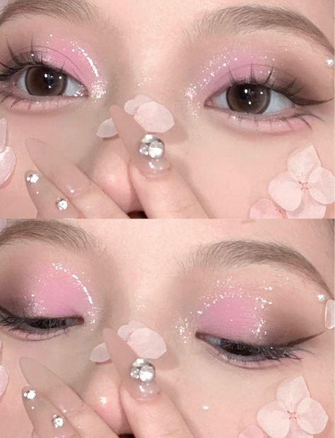 Concert Makeup, Y2k Makeup, Pink Eye Makeup, Cute Eye Makeup, Doll Eye Makeup, Kawaii Makeup, Ethereal Makeup, Basic Makeup, Cute Makeup Looks