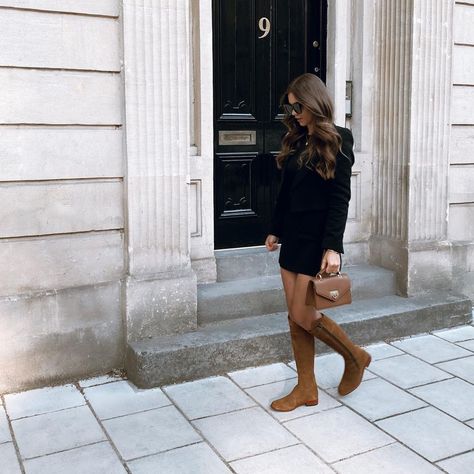 Country Chic Outfits, Collage Outfits, Fairfax And Favor, Outfit Zara, Zara Boots, Blazer Outfits, Work Life, Lookbook Outfits, Boots Outfit