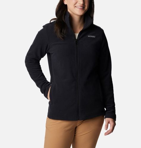 Stay cozy on-the-go in this microfleece jacket. Columbia Fleece, Columbia Jacket, Womens Fleece, Sportswear Women, Guess Jeans, Columbia Sportswear, Jackets Online, Outdoor Outfit, Jacket Sale