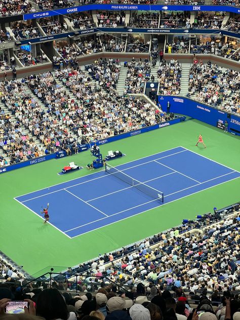 #usopen #tennis #cocogauff #newyork #queens #grandslam #court #city Coco Gauff, Journal 2024, Career Vision Board, Tennis Courts, Grand Slam, Us Open, 2024 Vision, Tennis Court, Dark Aesthetic