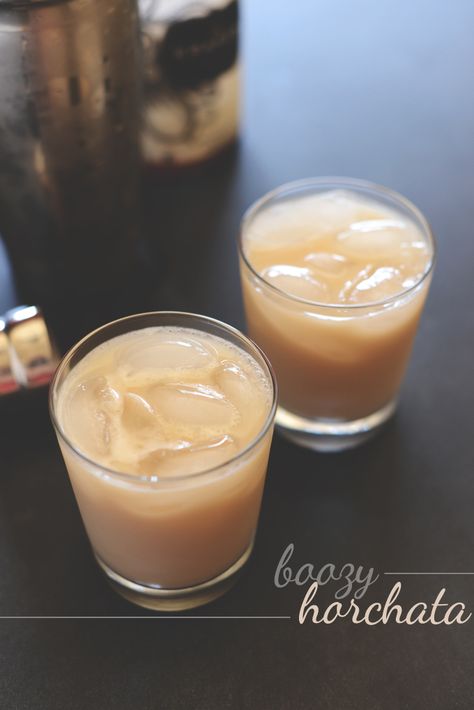 Healthier Cocktails, Healthy Horchata, Vegan Horchata, Hangover Drink, Horchata Recipe, Hot Cocktails, Spiced Wine, Homemade Apple Cider, Mexican Drinks