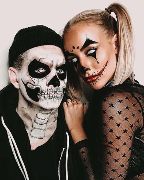 51 Creative Couples Costumes for Halloween - Page 5 of 5 - StayGlam Creative Couples Costumes, Couples Costumes For Halloween, Zombie Couple Costume, Corpse Bride Makeup, Couples Costumes Creative, Halloween Parejas, Mario And Princess Peach, Best Couples Costumes, Costumes For Halloween