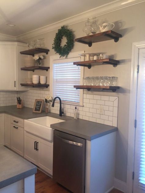 Diy Farmhouse Kitchen, Diy Kitchen Makeover Ideas, Kitchen Design Diy, Farmhouse Kitchen Remodel, Kitchen Diy Makeover, Diy Kitchen Renovation, Diy Kitchen Remodel, Diy Kitchen Decor, Diy Kitchen Cabinets