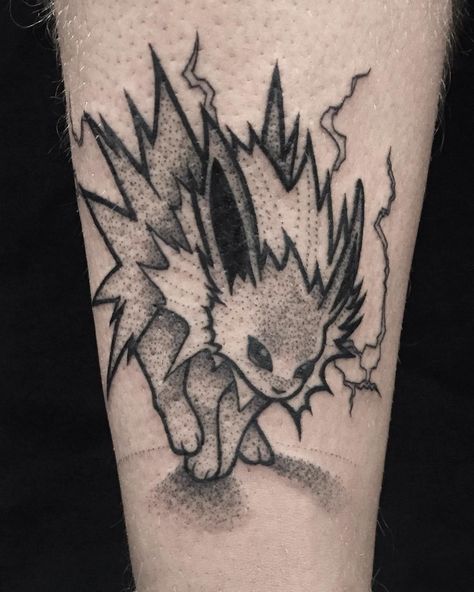 Jolteon Tattoo Ideas, Jolteon Tattoo, Pokemon Sleeves, Pokemon Sketch, Pokemon Tattoo, Dope Tattoos, Art References, Black Tattoos, Tattoo Drawings