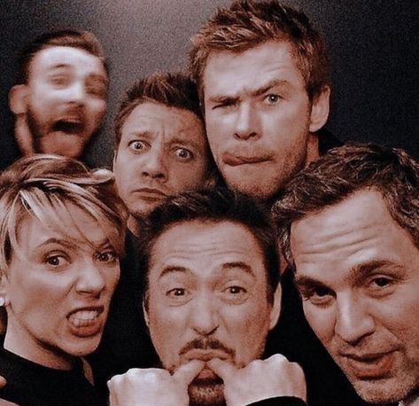 Ironman Endgame, Chibi Marvel, Steve And Tony, Marvel Coloring, Avengers Cast, American Series, Marvel Photo, Marvel Images, Marvel Actors