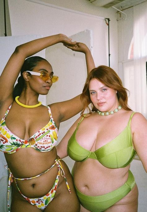 The best swimwear brands with inclusive sizing for bigger busts Outfit For Bigger Bust, Plus Size Swimsuit Aesthetic, Large Chest Swimwear, Swimsuit Big Bust, Bikinis For Big Bust, Swimsuits For Large Busts, Swimsuit For Big Busts Bikinis, Modest Bikinis For Big Bust, Bathing Suit For Big Bust