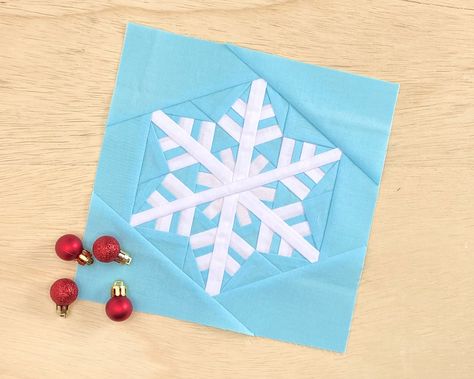 Snowflake Foundation Paper Piecing Pattern | FPP | Quilt Block | PDF Download Snowflake Quilt, Christmas Quilt Blocks, Snowman Quilt, Christmas Quilt Patterns, Foundation Paper Piecing Patterns, Foundation Piecing, Quilt Block Pattern, Modern Quilt Patterns, Paper Piecing Quilts