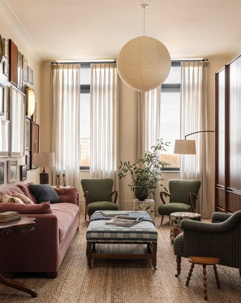 Fromental Wallpaper, Brooklyn Apartment, Amber Interiors, Emma Roberts, A Living Room, Upholstered Dining Chairs, Architectural Digest, White Walls, Interior Architecture