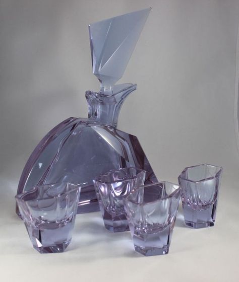 Art deco decanter set, Bohemian glass, signed Moser Karlsbad, c. 1930s Assiette Design, Crockery Design, 1920 Art, Deco Decor, Deco Retro, Decanter Set, Crystal Glassware, Art Deco Furniture, Glass Decanter