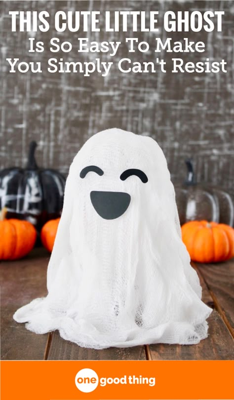 Buffet Halloween, Diy Ghost Decoration, Halloween Window Silhouettes, Cheesecloth Ghost, Dollar Store Halloween Decorations, Ghost Crafts, Halloween Ghost Decorations, Ghost Diy, Hanging Ghosts