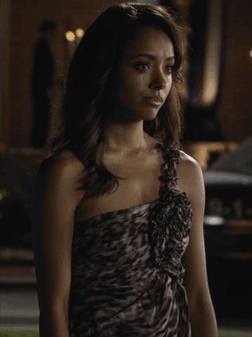 The Vampire Diaries Costumes, Tvdu Gif, Vampire Diaries Costume, Bonnie Bennet, Kat Graham, Bonnie Bennett, The Vampire Diaries, The Vampire, Fashion Styles