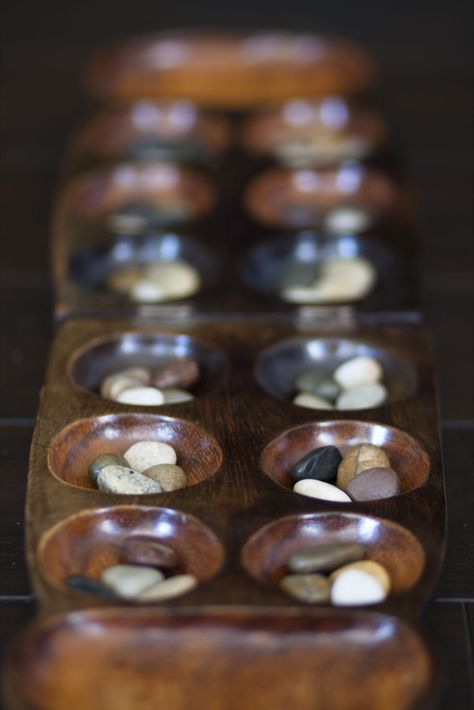 A vintage mancala game board...Mancala is a very old game that is fun for kidsof all ages Mancala Game, Fun Gadgets, Gratitude Board, Ceramics Inspiration, School Games, Travel Games, Waldorf Inspired, Old Games, Game Board