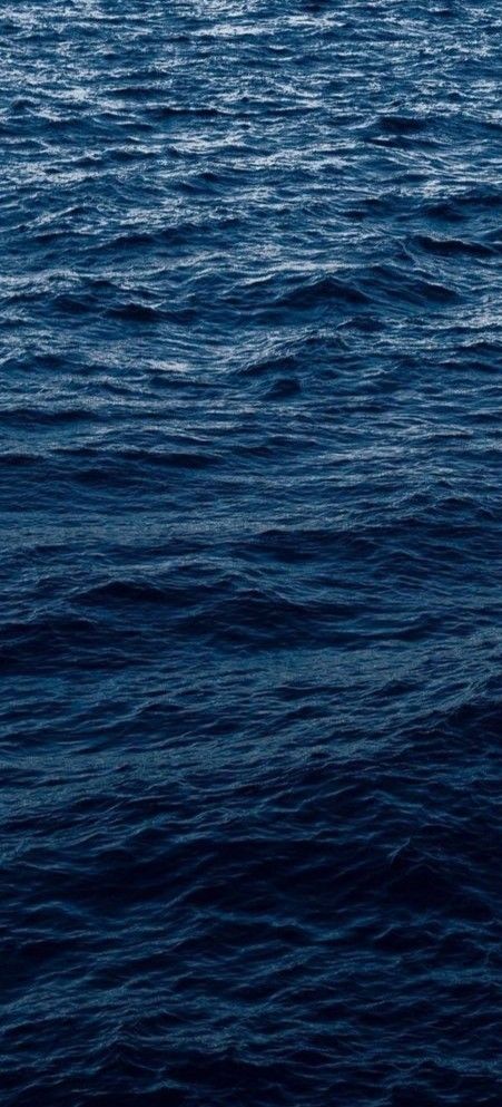 Ocean Waves Photography, Siren Core, Lockscreen Ideas, Camo Wallpaper, Feather Fashion, Dark Blue Wallpaper, Waves Photography, See World, Iphone Organization