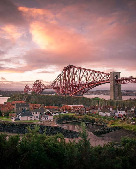 The picturesque village of North Queensferry with the iconic Forth Bridge towering over 👌 A perfect match & a great photo… Scotland Aesthetic, Fife Coastal Path, Forth Bridge, Scotland Road Trip, Scotland History, Pedestrian Bridge, England And Scotland, Historical Place, Scotland Travel