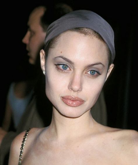 John Voight, Angelina Jolie 90s, Angelina Jolie Makeup, Sherilyn Fenn, Danielle Campbell, Irina Shayk, Natalie Portman, Adriana Lima, Face Off