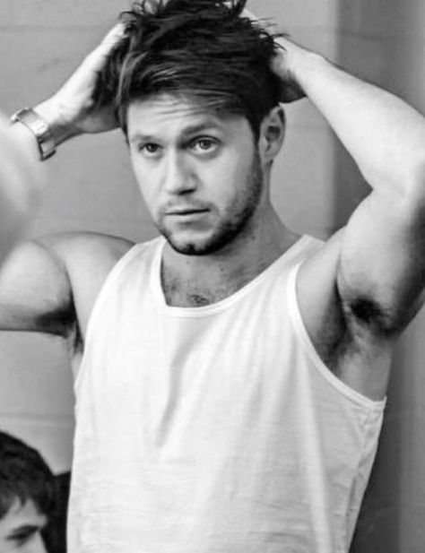 (7) Sonny 🔞 (@only4smith) / Twitter Niall Horan Baby, Hello Lover, One Direction Photos, Irish Princess, Irish Boys, One Direction Pictures, James Horan, Irish Men, Smash Book