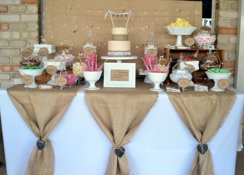 Rustic Lolly Buffet - Style My Celebration Burlap Party, Lolly Buffet, Ideas Cumpleaños, Tafel Decor, Grad Party Ideas, Senior Gifts, Wedding Shower Ideas, בר מצווה, Burlap Wedding