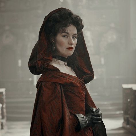 Milady De Winter Aesthetic, Grishaverse Oc, Maimie Mccoy, Vampire Masquerade Ball, Musketeer Costume, Bad B Energy, Milady De Winter, Period Dresses, Walburga Black