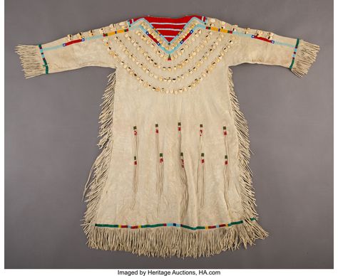 Crow Woman, Grass Dance Outfits, Buckskin Dress, Native American Horses, Indian Beadwork, A Crow, Native American Artifacts, Indigenous Culture, American Indian Art