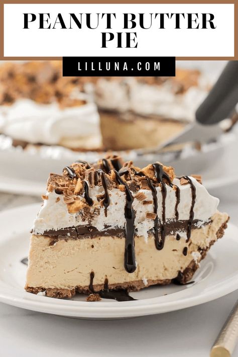 Peanut butter and Oreos combined? Say no more! Peanut butter pie features a creamy whipped peanut butter filling in a chocolate Oreo crust. #peanutbutterpie #pie #peanutbutter #oreo Whipped Peanut Butter Pie, Easy Peanut Butter Pie Recipe, Pb Pie Recipe, Dairy Free Peanut Butter Pie, Reeses Peanut Butter Pie Oreo Crust, Peanut Butter Pie No Cool Whip, Peanut Butter Pie With Oreo Crust, Oreo Peanut Butter Pie, Peanut Butter Pie Oreo Crust