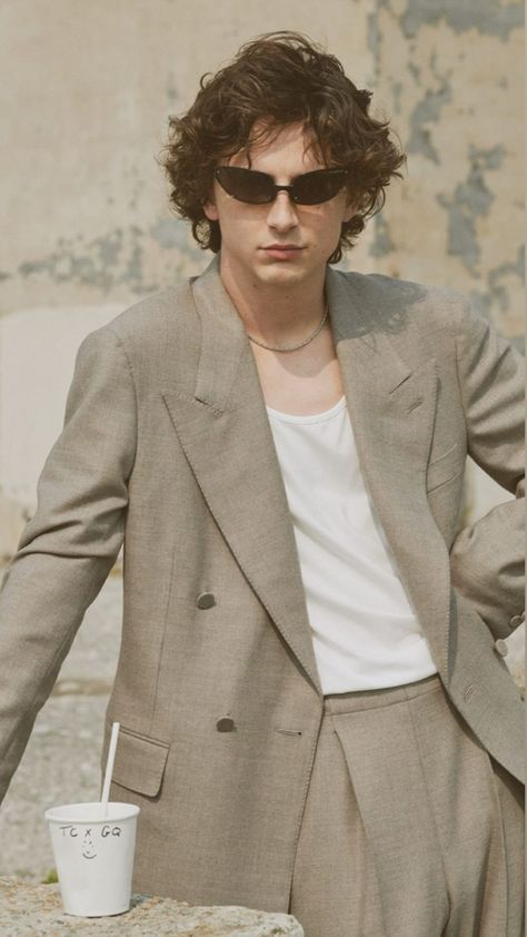 Timothée Chalamet photographed for GQ Magazine #timothéechalamet #gqmagazine French Boys, Creative Photography Techniques, Gq Magazine, The Perfect Guy, Timothee Chalamet, Photography Techniques, Stories Instagram, Fitness Inspo, Creative Photography