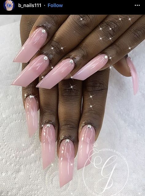 Lipstick Shaped Nails Acrylic, Lipstick Nails Shape Long, Lipstick Nail Shape, Lipstick Shape Nails, Long Curved Nails, Grabbers Nails, Pageant Nails, Lipstick Nails Design, Lipstick Nails Shape