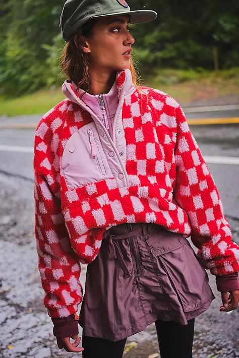 Pink Checkered, Free People Activewear, Mode Inspo, Fp Movement, Hiking Outfit, Sherpa Fleece, Outfits Casuales, Boho Outfits, Pink Red