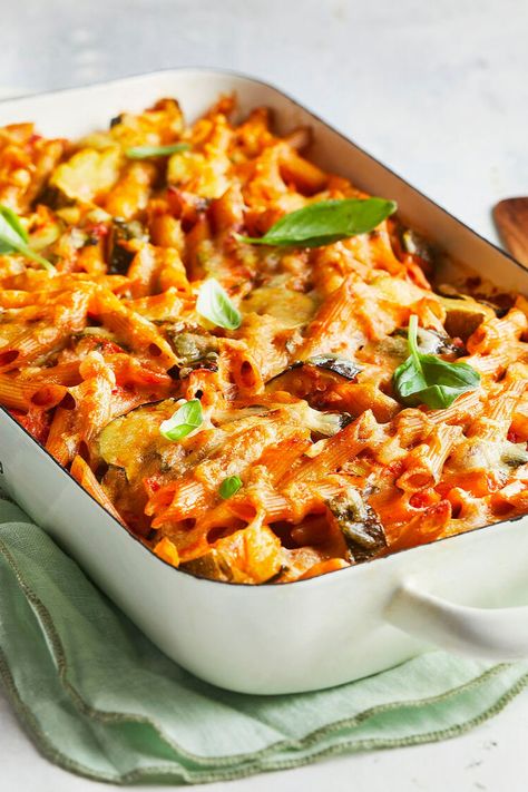 Pasta Gratin, Zucchini Pasta, Italian Dinner, Eat Smart, European Food, Food To Go, Food Goals, Main Meals, Veggie Recipes