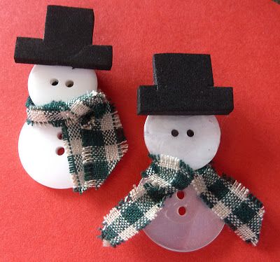 Make Snowman Magnet from Buttons Button Snowman, Make Snowman, November Christmas, Button Magnets, Ornament Ideas, Snowman Ornaments, Cards Christmas, Button Crafts, Christmas 2023