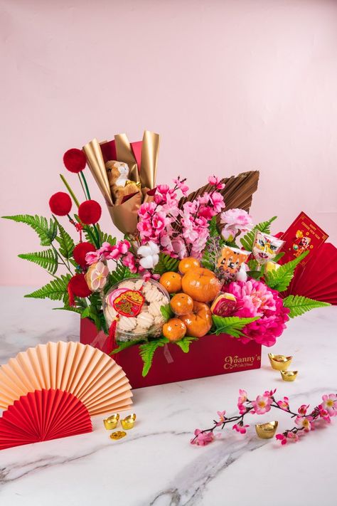 Fruit Flower Basket, Box Arrangement, Bouquet Arrangement, Chinese New Year Gifts, Chinese New Year Decorations, Fruit Gifts, Bouquet Gift, Christmas Hamper, Flowers Arrangements