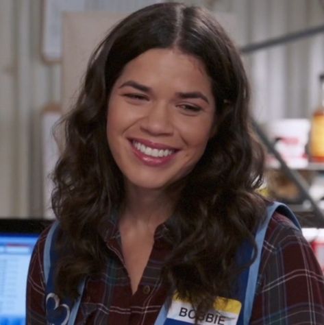 America Ferrera Aesthetic, America Ferrera 2000s, Amy Superstore, America Ferrara, Charity Burbage, America Ferrera, Super Store, Hot Actors, God Bless America