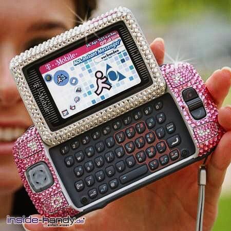 Sidekick Phone Aesthetic, Sidekick Phone, 2000s Phone, Tumblr Girly Aesthetic 2013, Early 2000s Aesthetic, Nostalgia 2000s, Old Cell Phones, Y2k Phone, Childhood Memories 2000