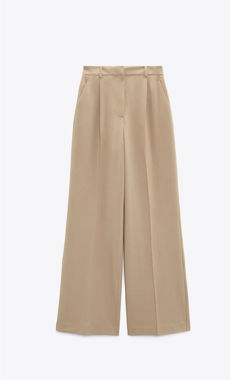 Black Trousers Outfit, Marlene Hose, Tan Trousers, Drop Shoulder Shirt, Trouser Outfit, Satin Trousers, Estilo Preppy, Leather High Heels, Black Trousers