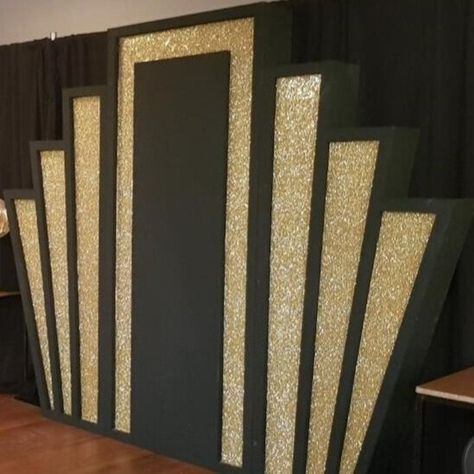 Great Gatsby Theme - Event Furniture and Props — Funky Event Hire Great Gatsby Auction, 1920s Backdrop Ideas, Great Gatsby Classroom Decor, Great Gatsby Parade Float, Great Gatsby Stage Design, Gatsby Stage Design, Gatsby Gala Decor, The Great Gatsby Prom Theme, Speakeasy Entrance Ideas