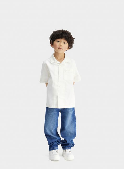 Le Chemise Jean denim shirt in white - Jacquemus Enfant | Mytheresa Jacquemus Shirt, Simba And Nala, Denim Shirt With Jeans, Shirt For Boys, Casual Fits, Denim Shirt, Colorful Shirts, Full Length, Color White