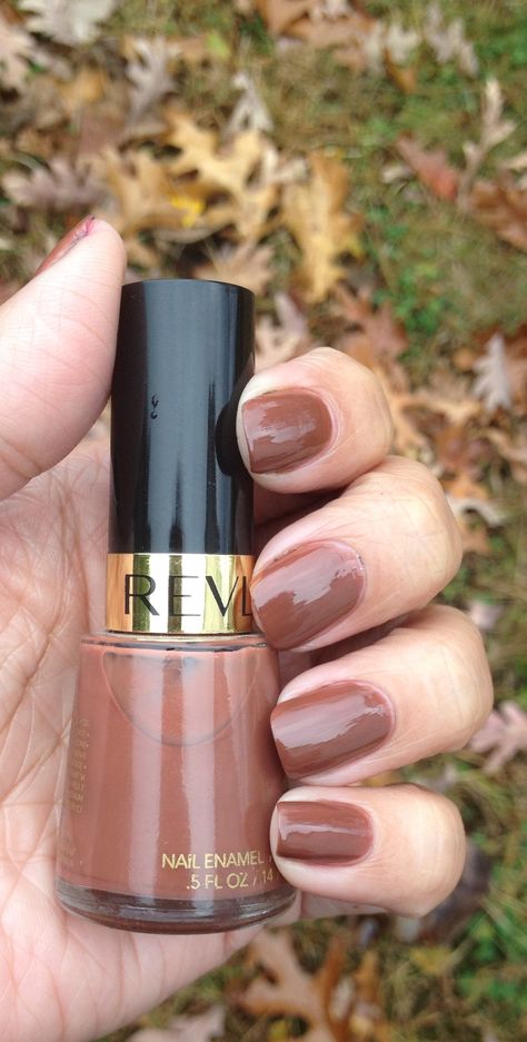 Revlon Totally Toffee Fall Color Revlon Teak Rose, Opi Brown Nail Polish Shades, Revlon Nail Polish Swatches, Revlon Totally Toffee Nail Polish, Revlon Ultra Hd Snap Nail Polish, Toffee Color, Soft Autumn Makeup, Revlon Nail Polish, Autumn Makeup