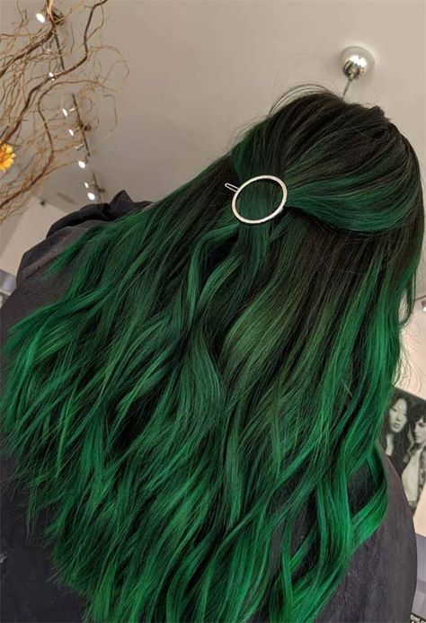 Green Hair Color Ideas, Green Hair Color, Hair Dye Brands, Emerald Green Hair, Dark Green Hair, Green Hair Dye, Hair Color Streaks, Dyed Hair Inspiration, Hair Color Shades